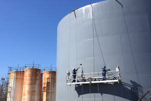 industrial painters painting steel storage tanks/silos in Toronto, Ontario